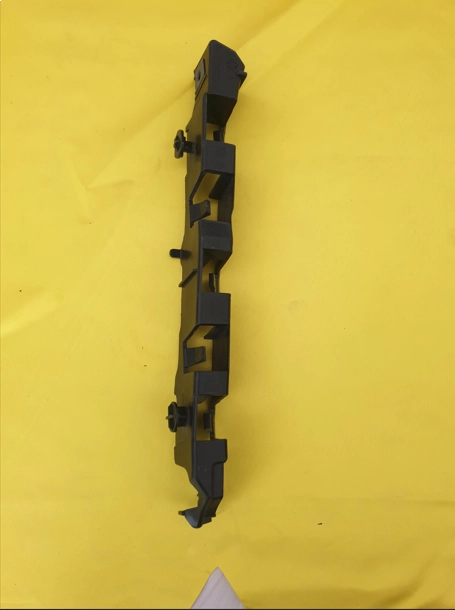 resimler/genel/citroen c4 sag ön tampon braketi sıfır orjinal  741679